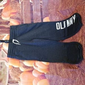 Old Navy Girls Size M (8) Gray Sweatpants. New without tags.